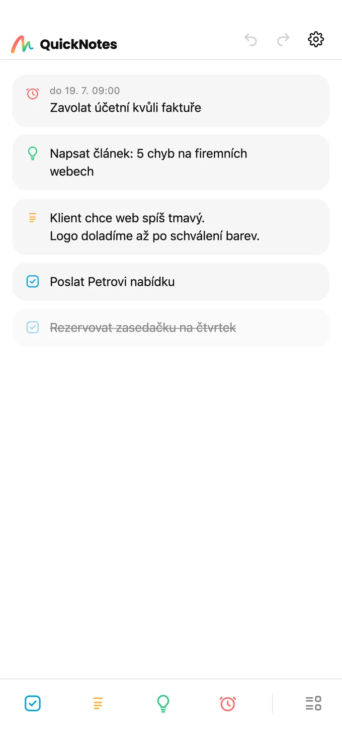 Hlavní plocha QuickNotes se všemi typy záznamů